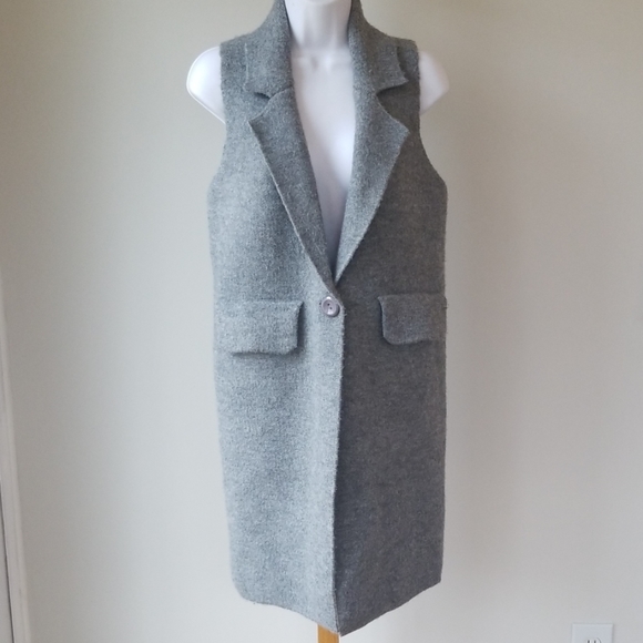 Lyla + Luxe Gray Sleeveless Coat - Size XS - Picture 1 of 7